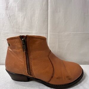 ALDO Women’s Ankle Boots Size 7